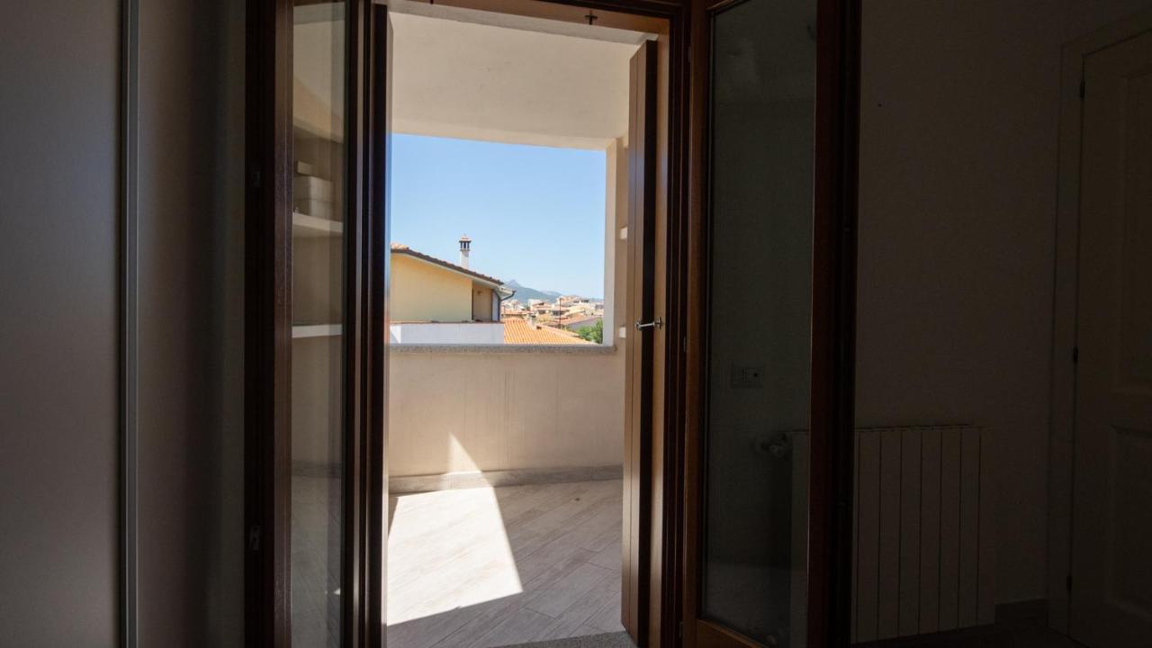 Via Alloro 44 Apartment Olbia Ngoại thất bức ảnh